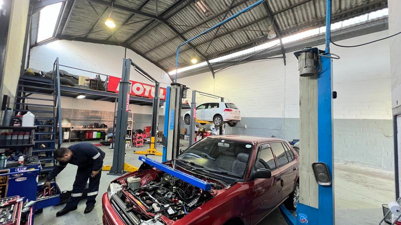 To Let commercial Property for Rent in Montague Gardens Western Cape